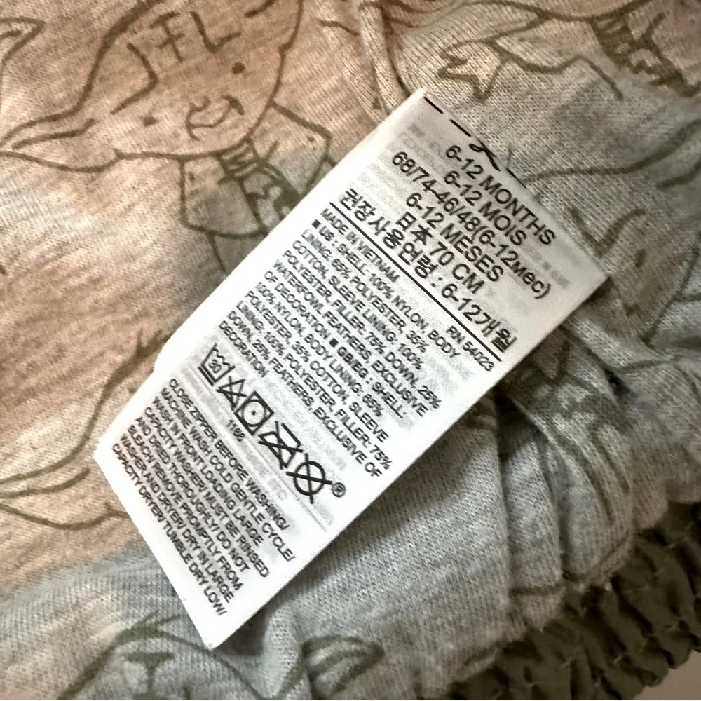 Gap Baby | Yoda - Star Wars Puffer Jacket - Sz 6/12 months - EUC - Picture 5 of 8